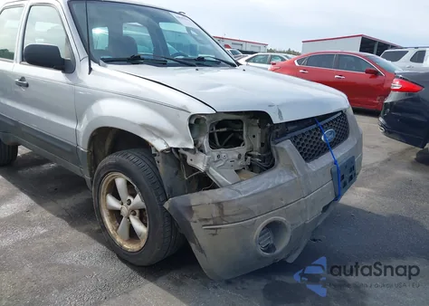 2006 Ford Escape Xls/Xls Manual z USA, uszkodzony, nr VIN 1FMYU02Z36KD17251